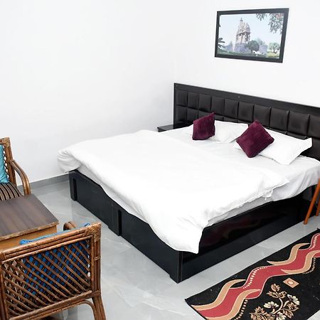 Khajuraho Glory Homestay Exteriör bild