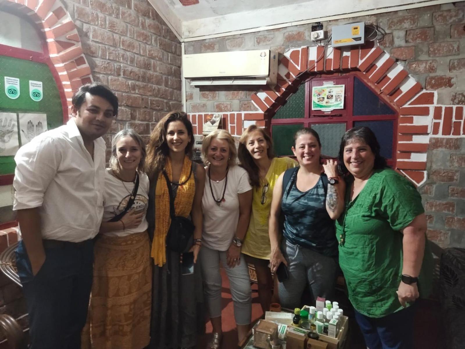 Khajuraho Glory Homestay Exteriör bild