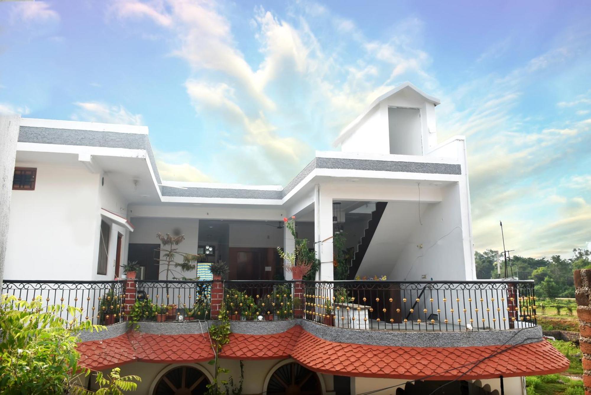 Khajuraho Glory Homestay Exteriör bild